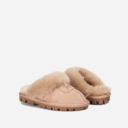 Ugg Kids Coquette Slipper (Cow Suede)(Elastic Logo & Wool Strap)(Detachable Feature)