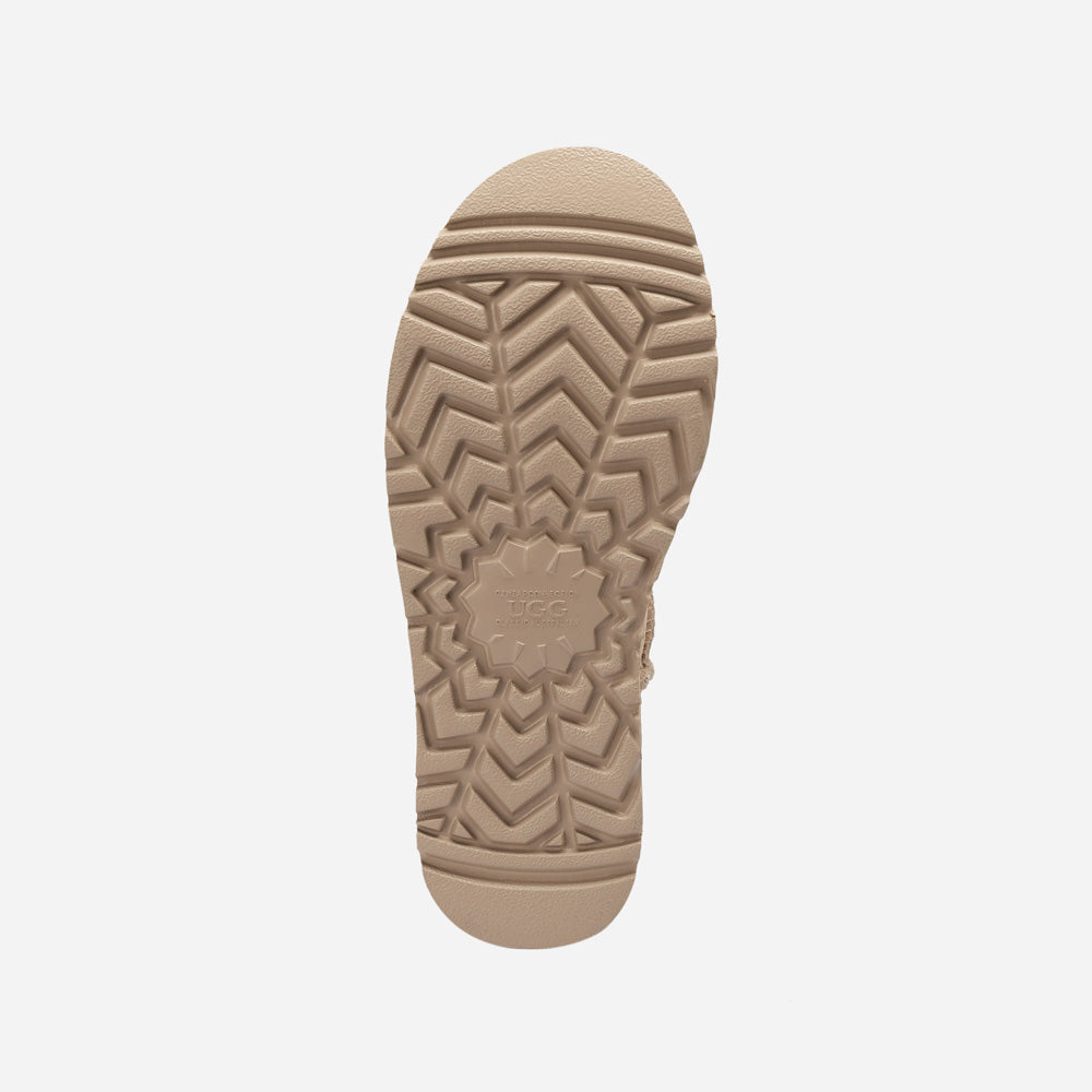 Ugg Classic Dana Emb Logo Platform Ultra Boot